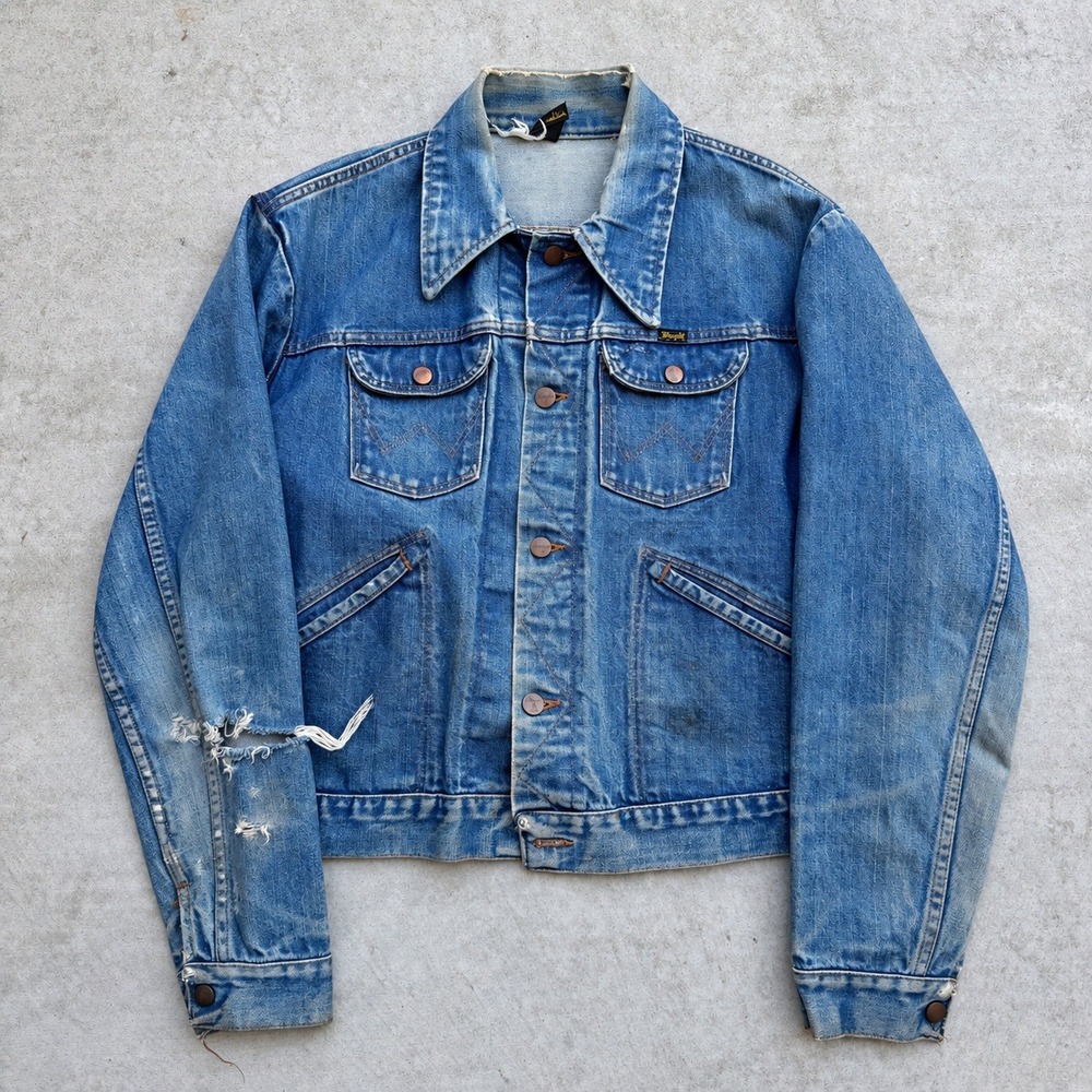 Vintage Wrangler Distressed Denim Trucker Jacket Faded Blue 60s 70s M